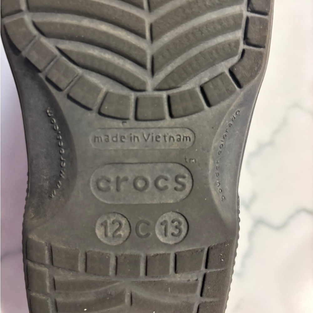 CROCS Kids Black Water Shoes - Picture 8 of 8